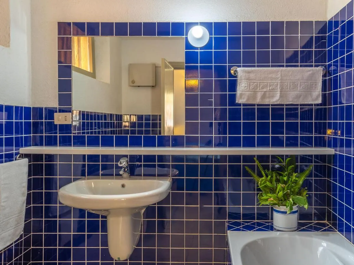 Apartment La Vigna Blu By Interhome Palau 0*,  Włochy